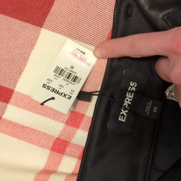 Express Black Drapes Front Faux Leather Skirk NWT - Picture 3 of 3